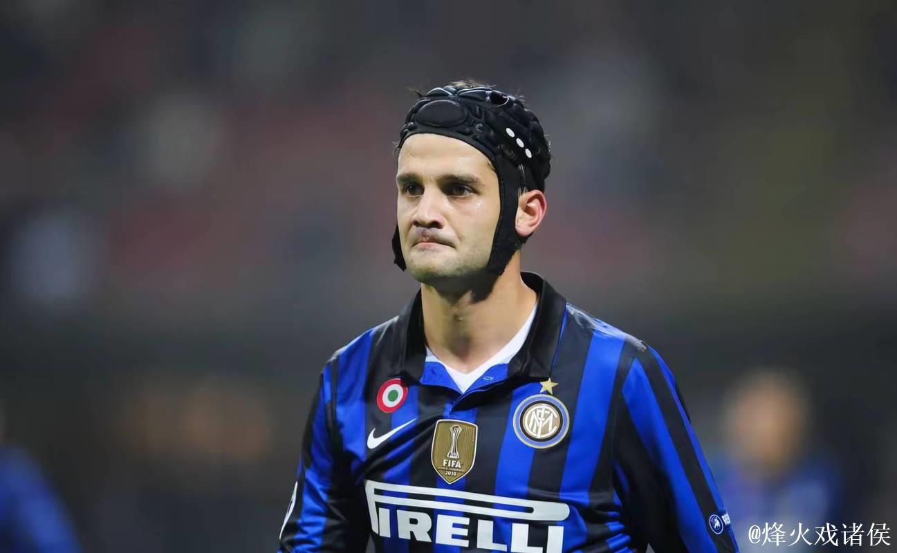 国米2-0热那亚重返榜首，齐沃开辟新策略，挑战与机遇并行